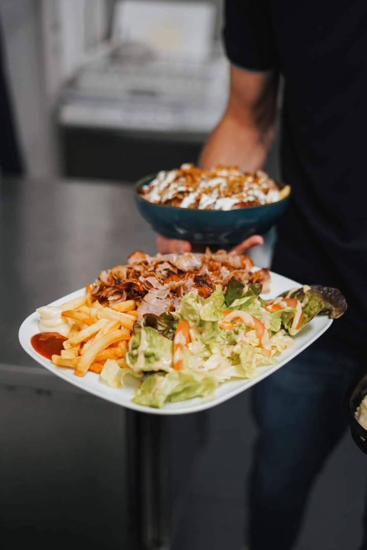 Assiette de döner kebab Les Ancizes-Comps