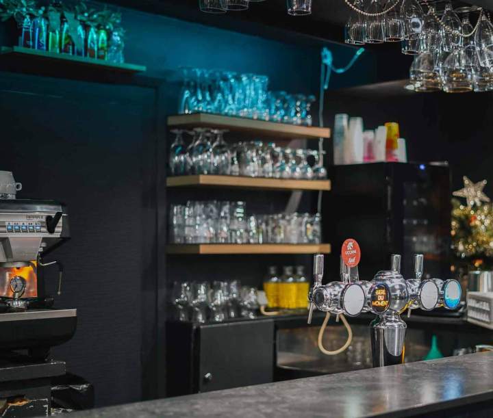 Comptoir de la brasserie Les Ancizes-Comps